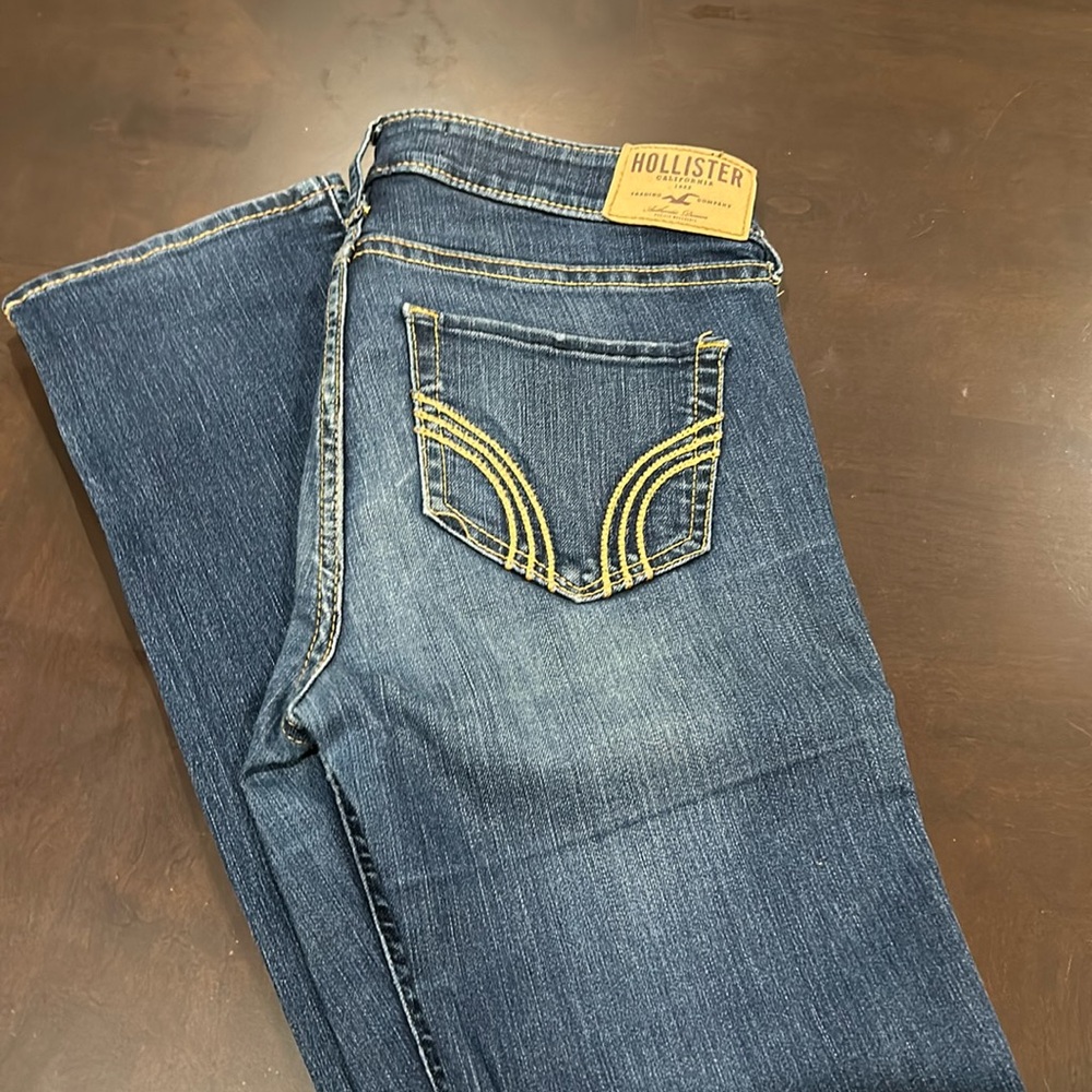 Hollister skinny jeans
